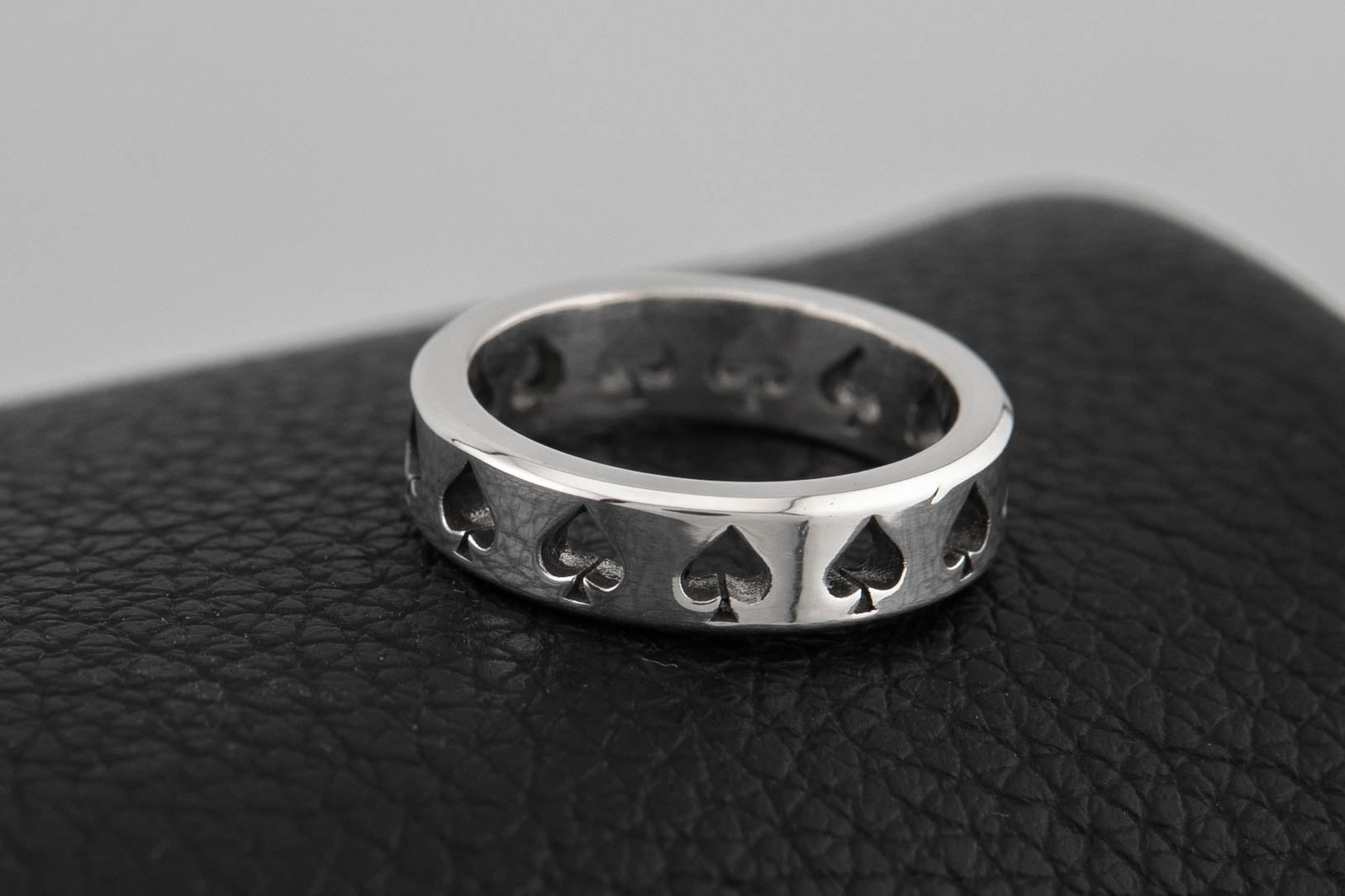 Lucky 13 in 925 Sterling Silver